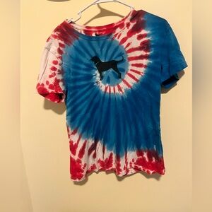 Black Dog Martha’s Vineyard t-shirt gently used. Size M